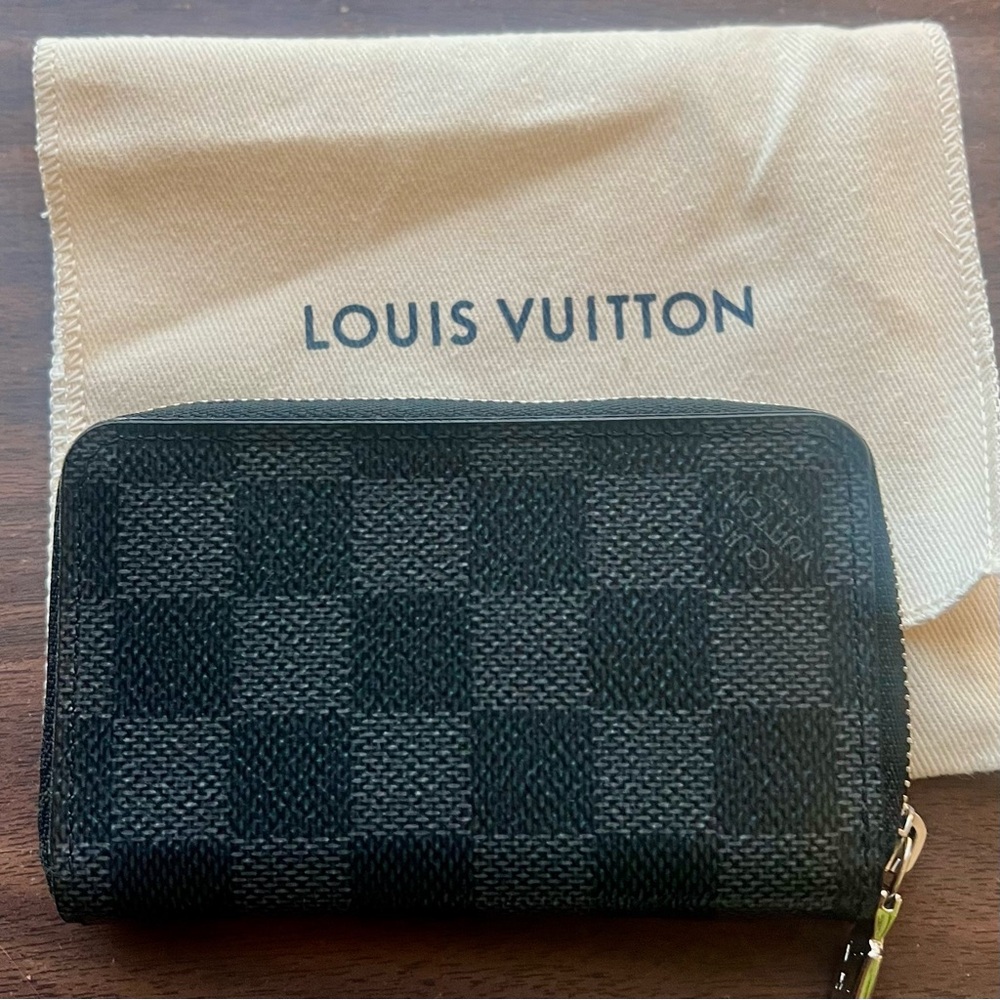 Louis Vuitton Damier Graphite Zipped Coin Purse Black Coated Canvas EUC with box